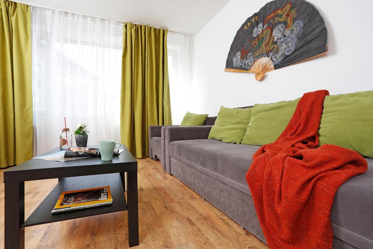 Central Apartment Very Close To Old City Bucharest Luaran gambar