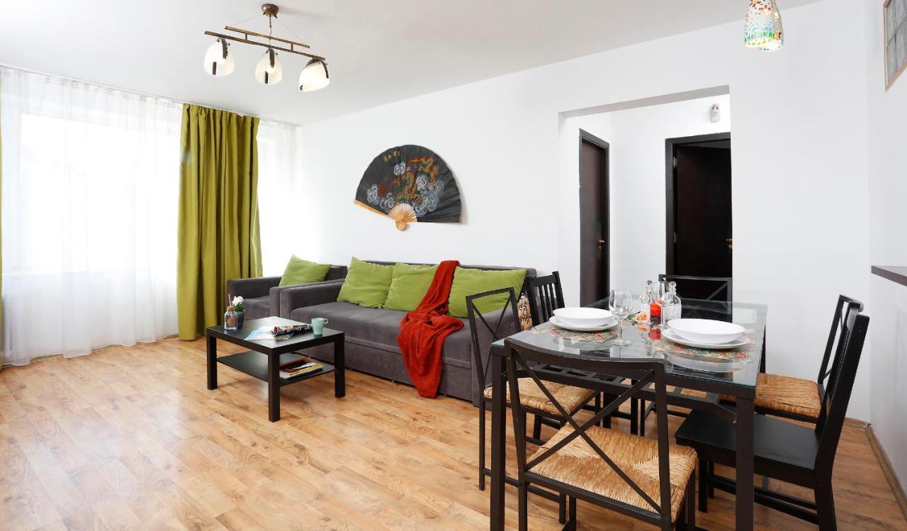 Central Apartment Very Close To Old City Bucharest Luaran gambar